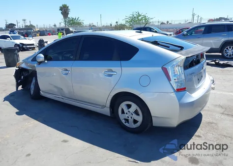 2011 Toyota Prius Three z USA, uszkodzony, nr VIN JTDKN3DU6B5317988